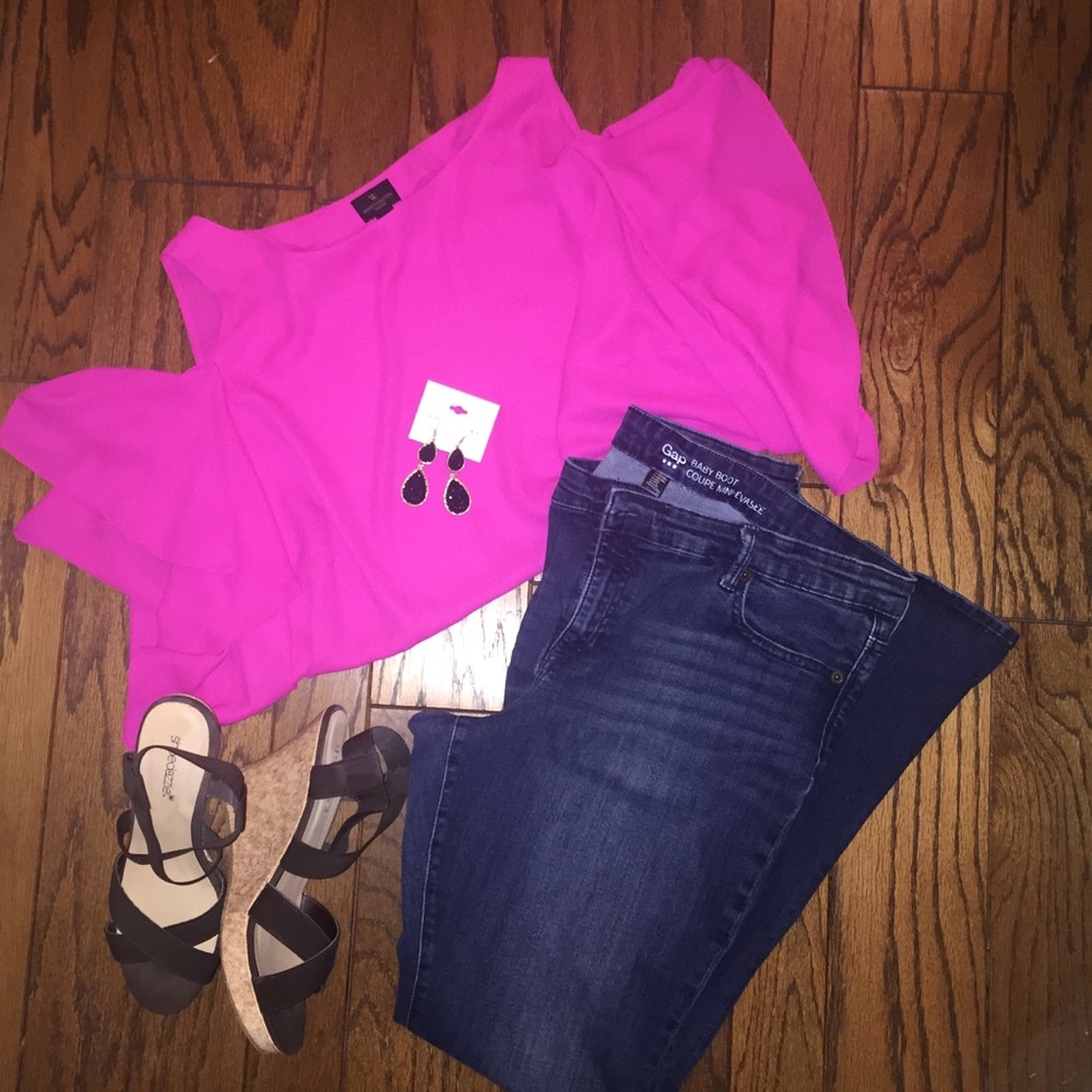 Worthington 2x cold shoulder tank - Picture 2 of 2